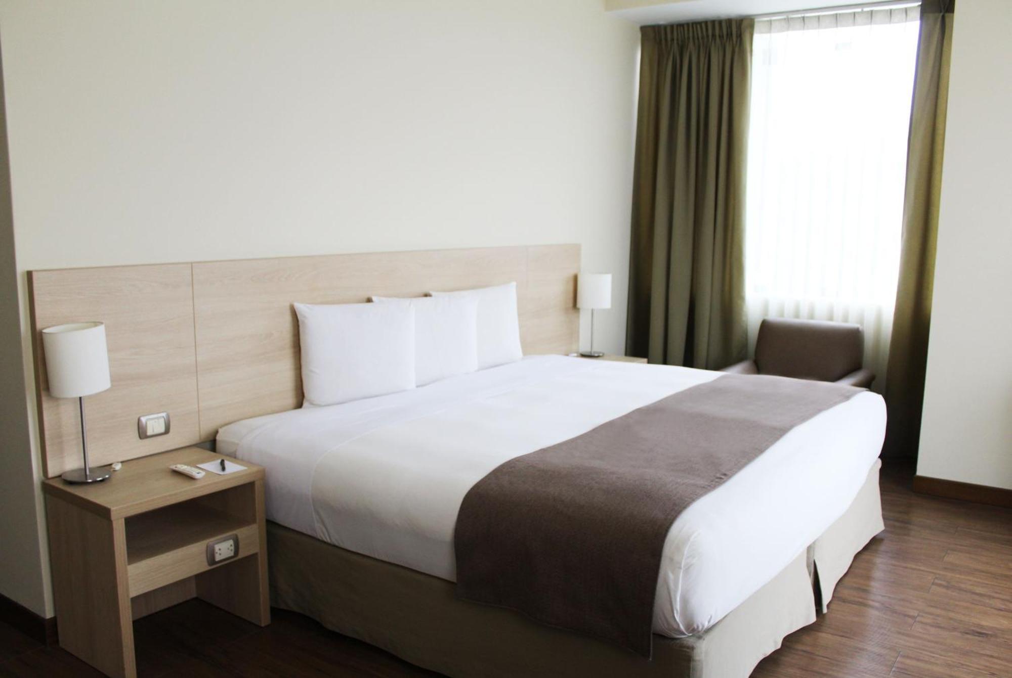 Del Prado Hotel リマ エクステリア 写真