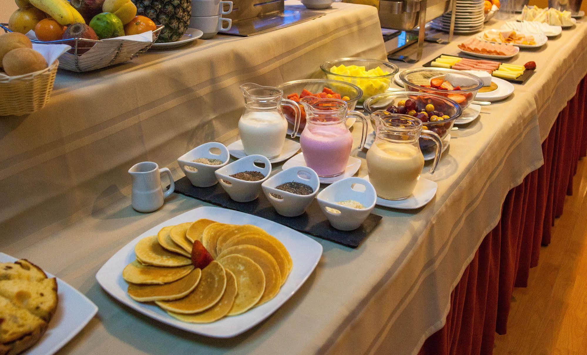 Del Prado Hotel リマ エクステリア 写真